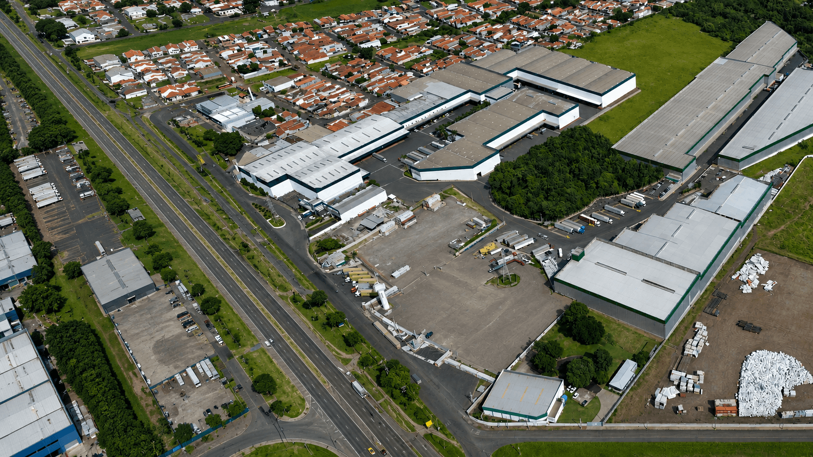 Vista aérea do Centro Logístico Rio Claro